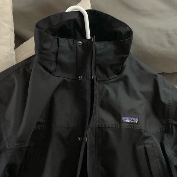 Patagonia Other - Patagonia shell and nano puff insert 2:1 xl  long
